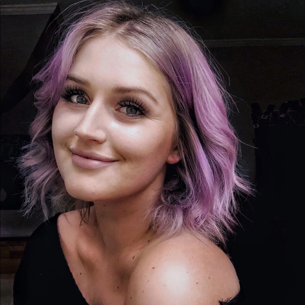 Meet your Posher, Stephanie